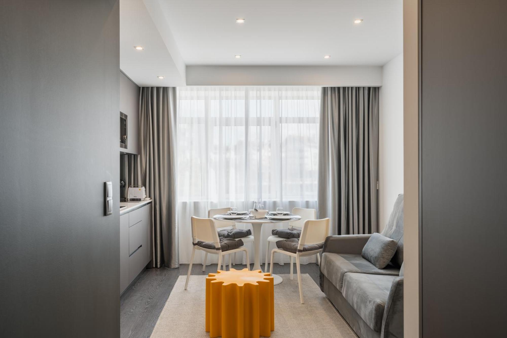 Avenida Concept Studios Авейру Экстерьер фото