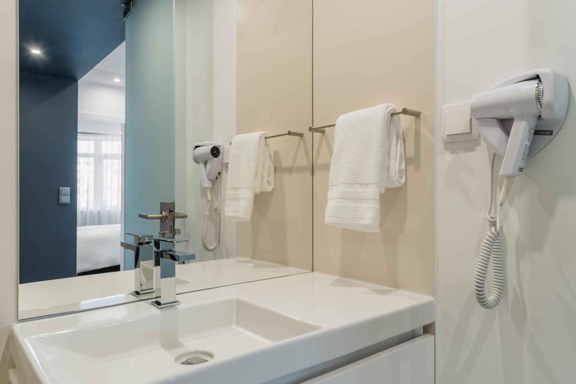 Avenida Concept Studios Авейру Экстерьер фото
