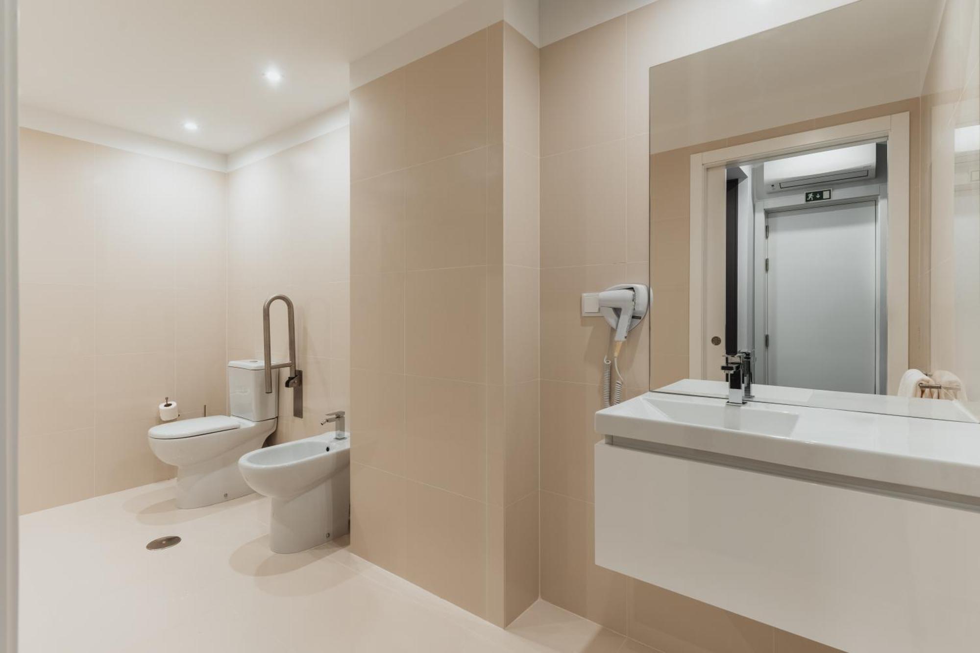 Avenida Concept Studios Авейру Экстерьер фото