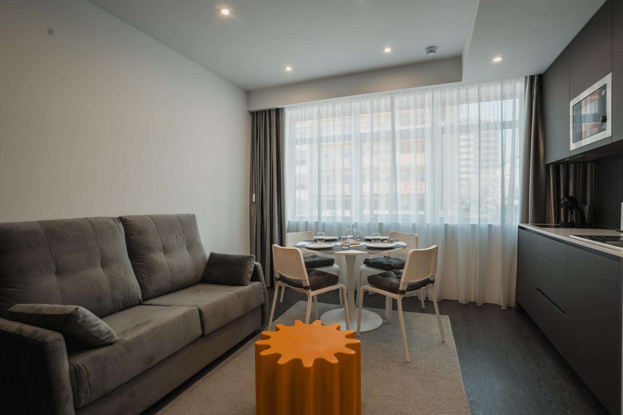 Avenida Concept Studios Авейру Экстерьер фото