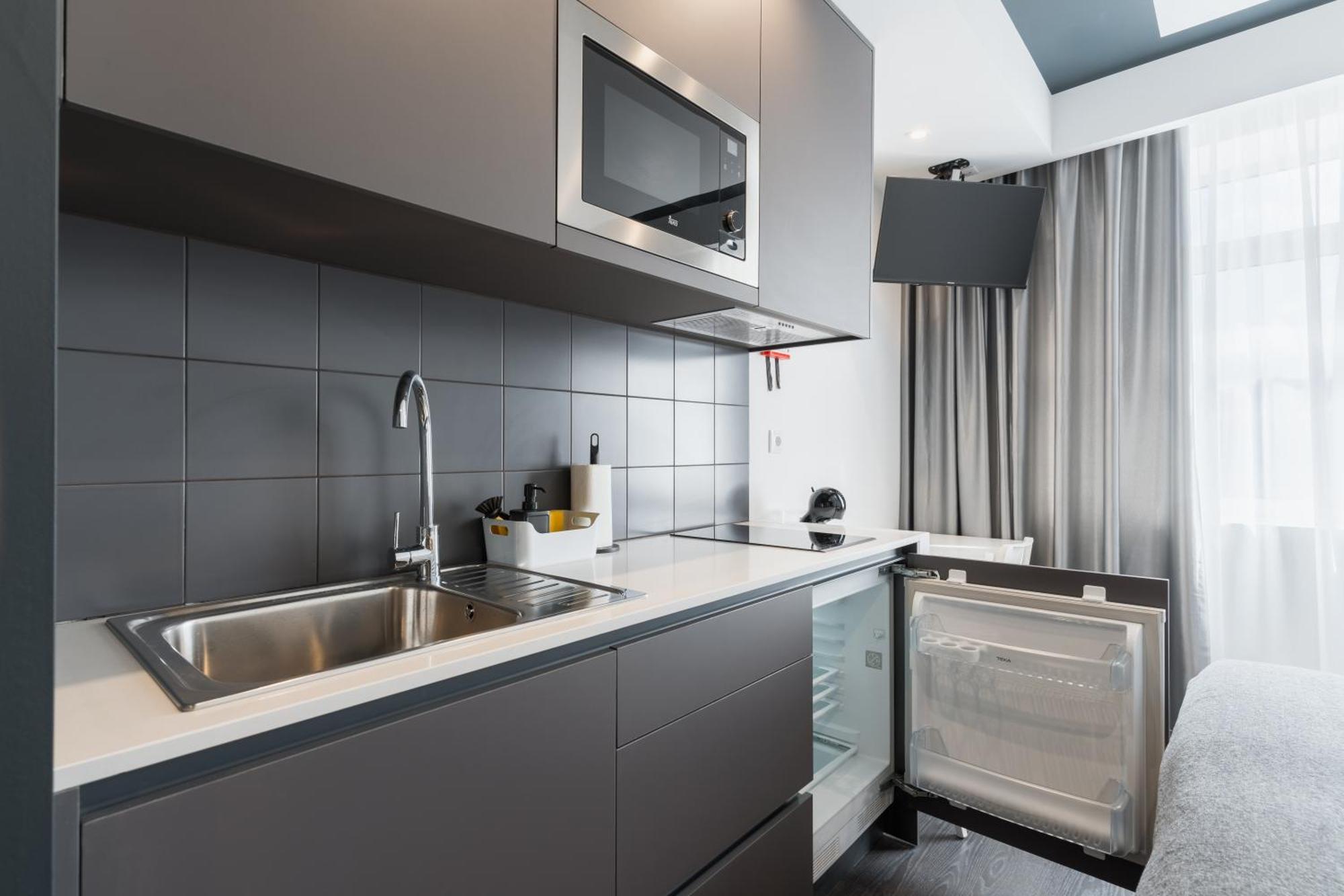 Avenida Concept Studios Авейру Экстерьер фото
